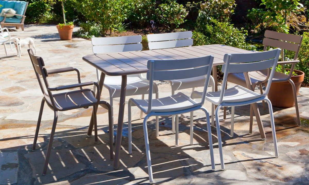 Luxembourg Tables