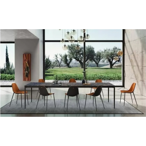 Marguerite Table